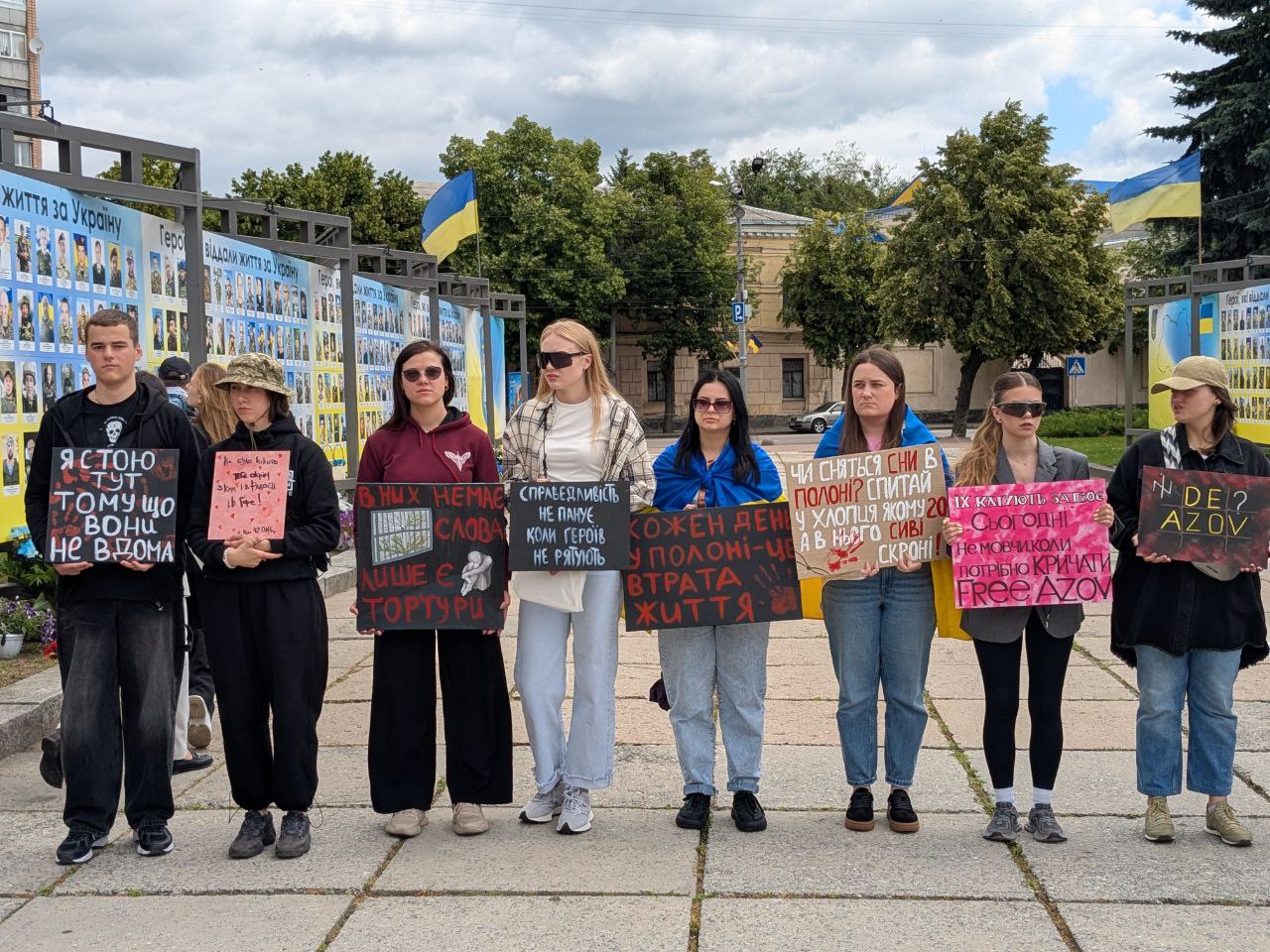 У Житомирі відбулася акція на підтримку полонених і зниклих безвісти військовослужбовців